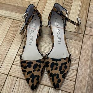 Gently used leopard print heeled sandal size 8.5